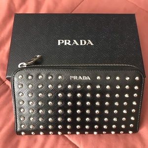 🔥PRADA black studded leather wallet
